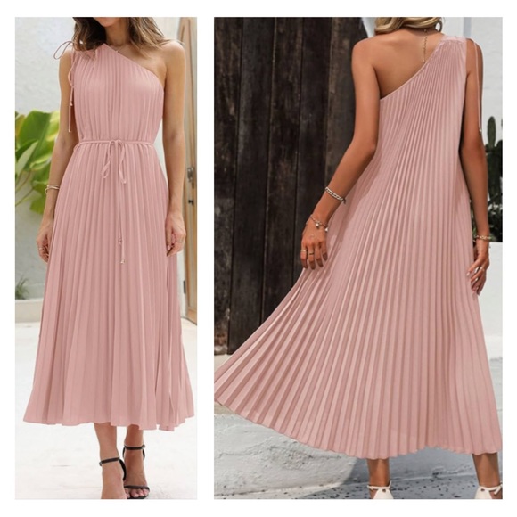 Pleated Edge Maxi Dress in Pink main image 1